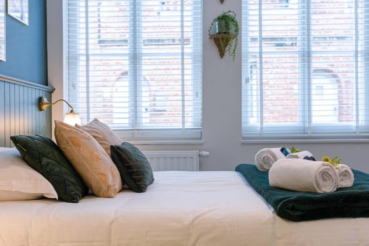Huswell - Stylish Studio In The Heart Of 브뤼헤 외부 사진